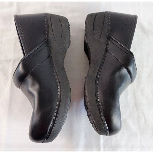 Dansko XP 2.0 Black Leather Slip Resistant Clogs Women’s Size 36 Pre-Owned - Picture 10 of 12